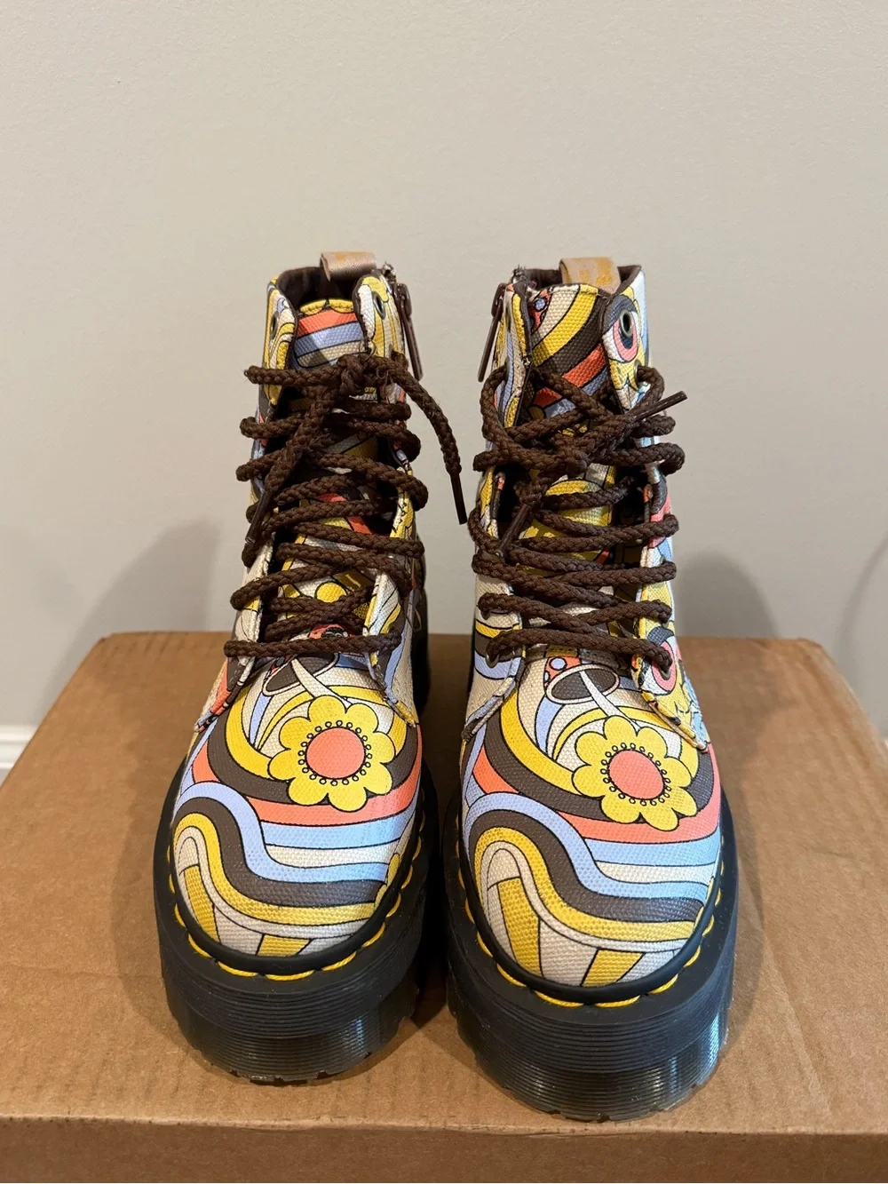 Dr. Martens Kids Yellow Multi Floral Platform Lace-Up Boots